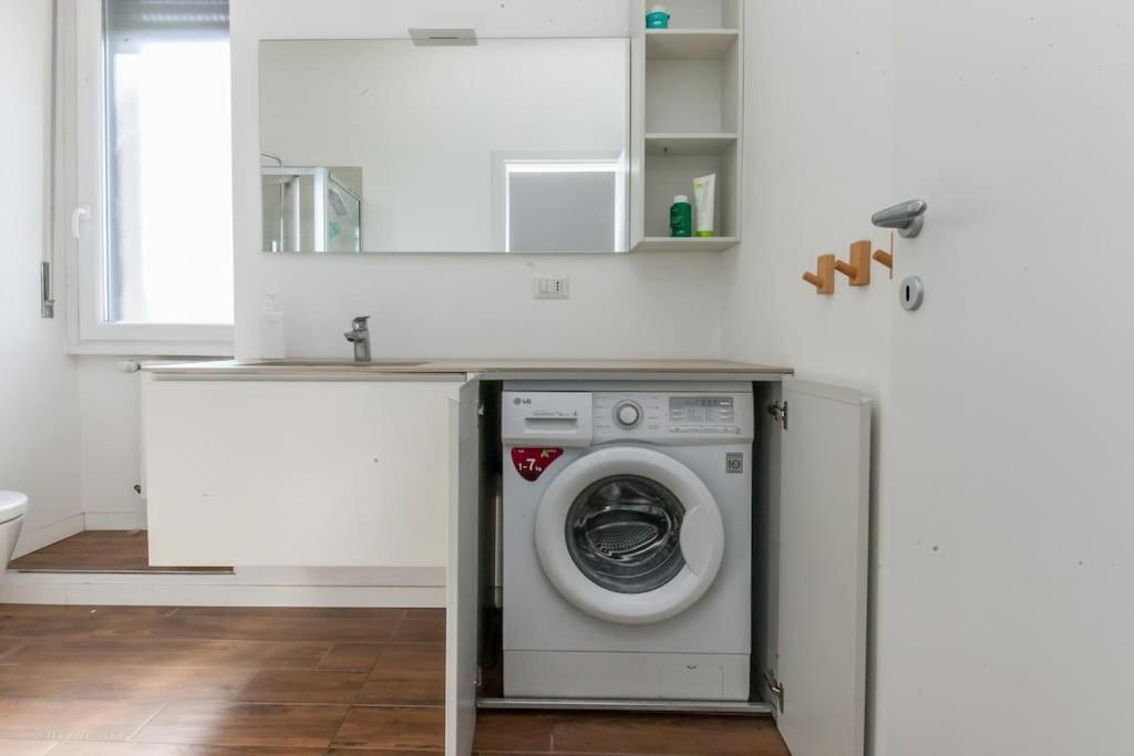 Bocconi And Navigli Apartment Milan Extérieur photo